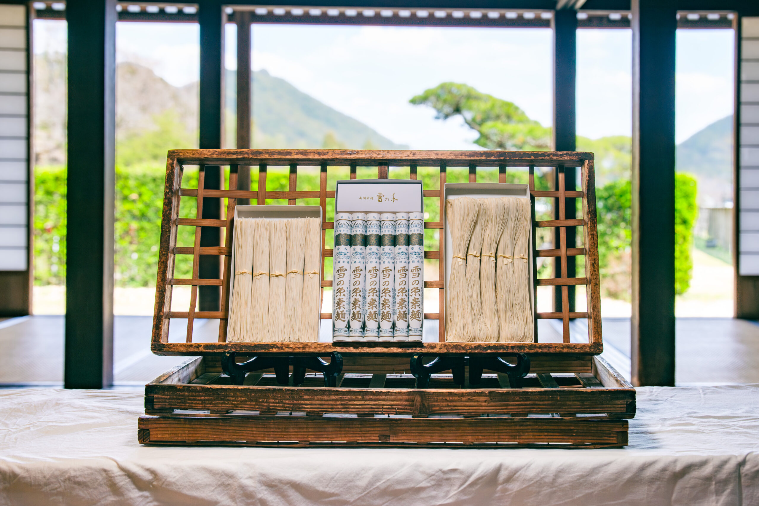南関素麺 手延べ製法 雪の糸素麺 製造風景 熊本 南関町 素麺